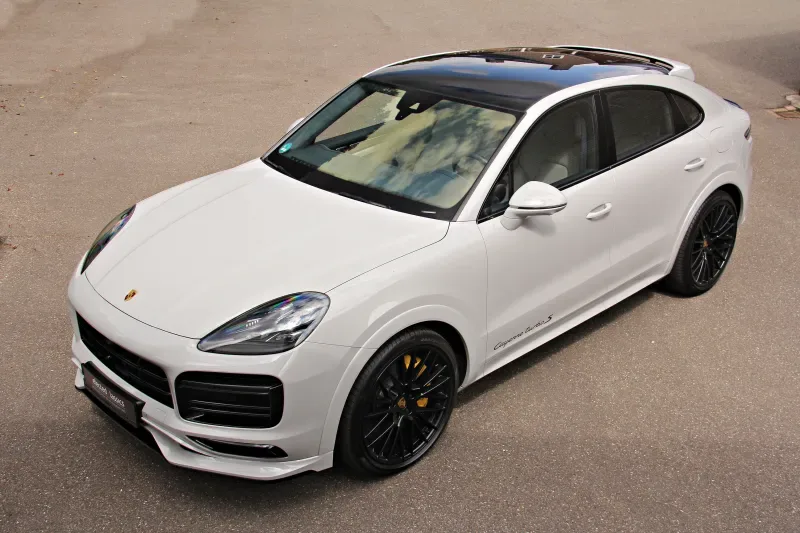 Porsche Cayenne (2021) — foto 1