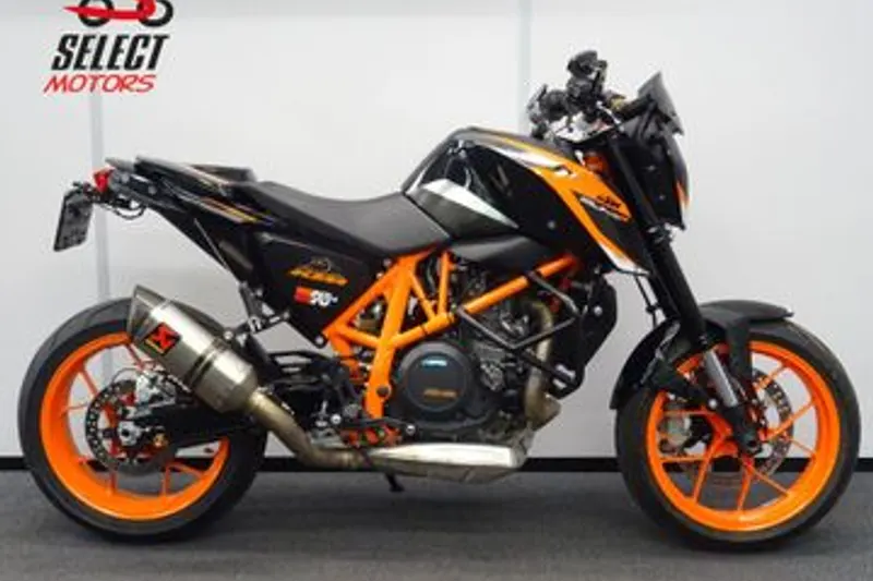 KTM 690 Duke R (2017)