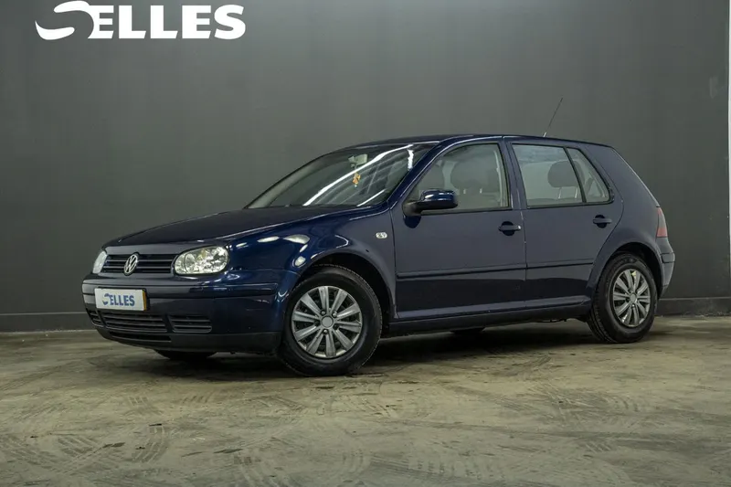 Volkswagen Golf (2003)