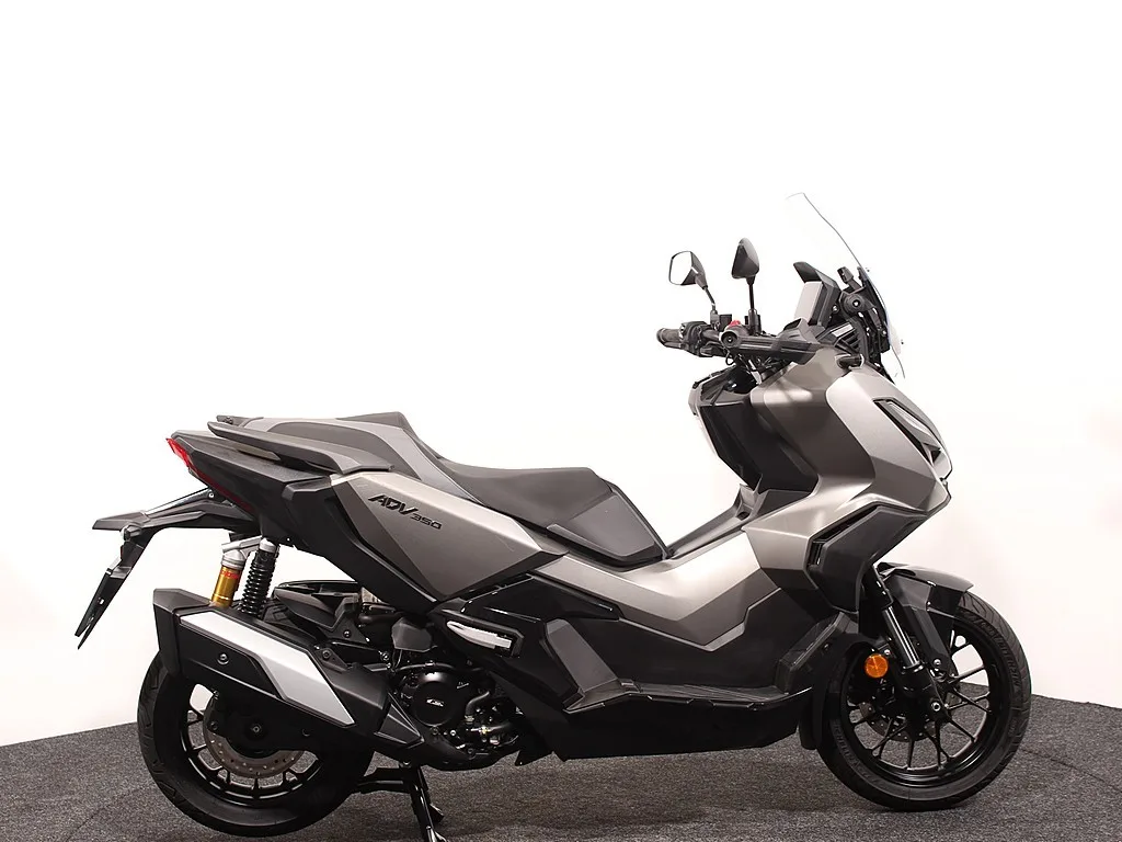 Honda Adv 350 (0) — foto 1
