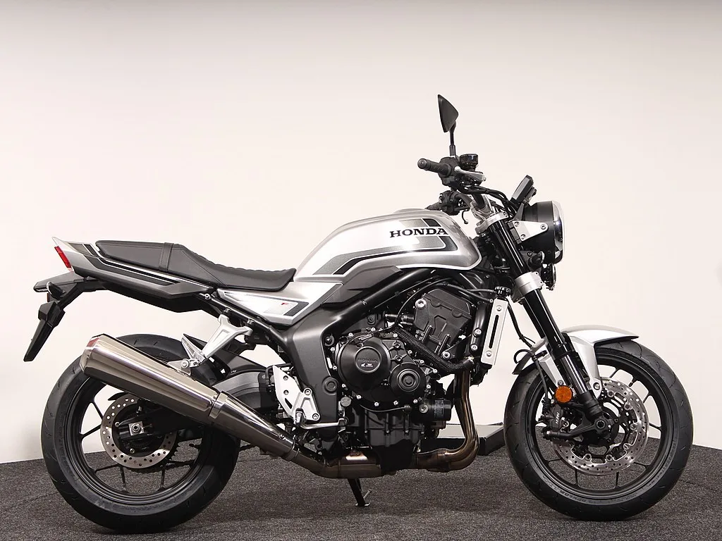 Honda CB 1000 F (2026) — foto 1