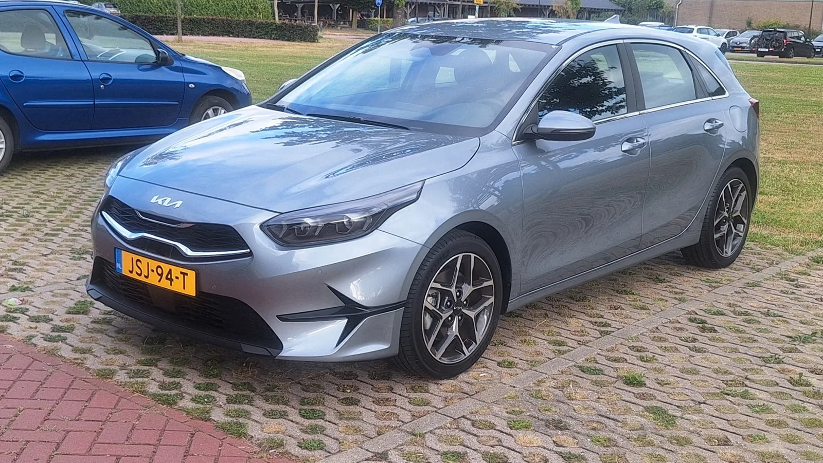 Kia Ceed (2025) — foto 1