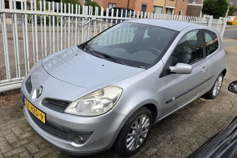 Renault Clio (2009)
