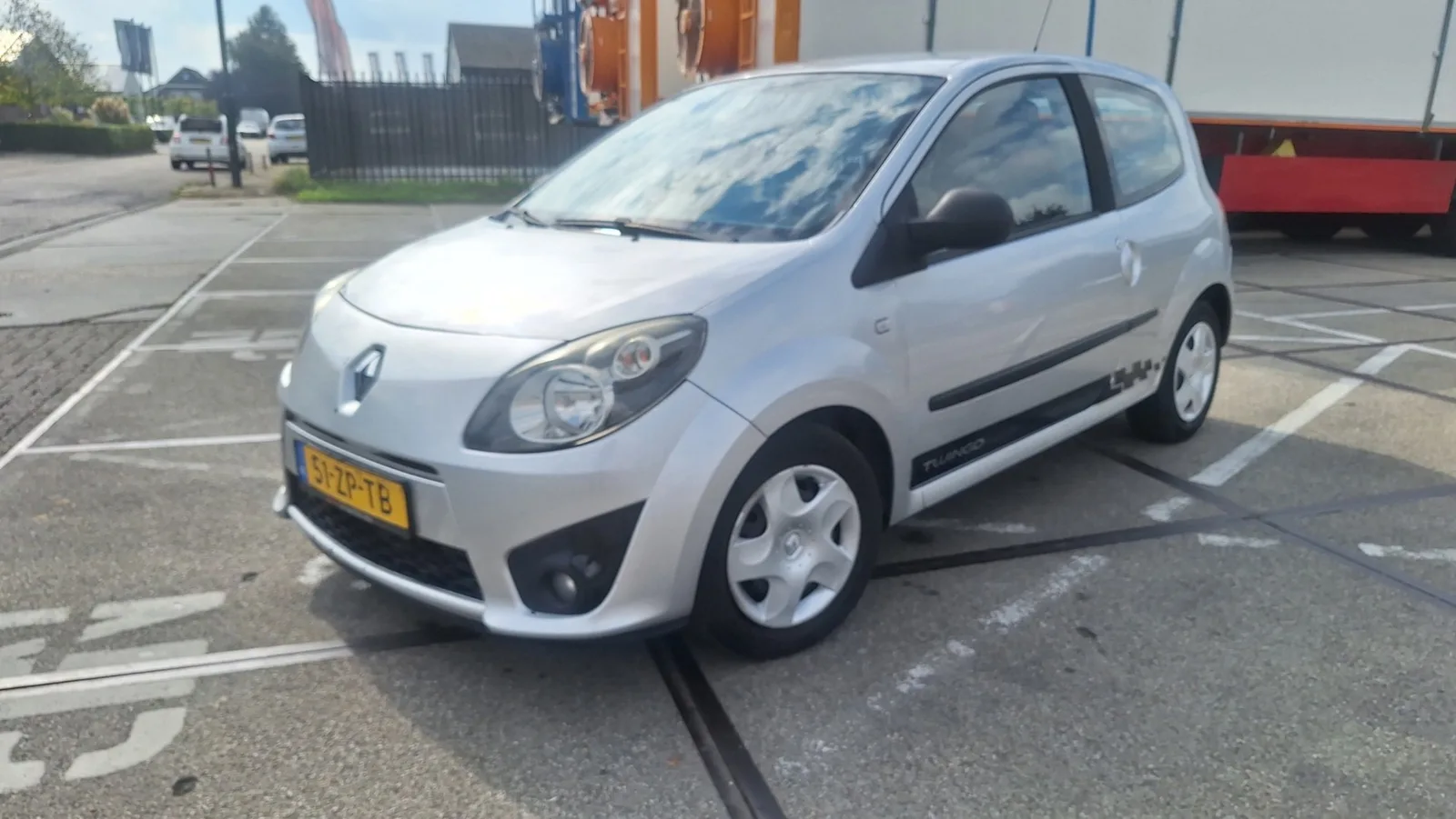 Renault Twingo (2008) — foto 1