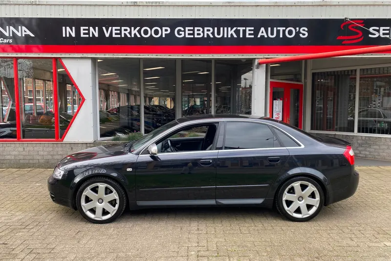 Audi S4 (2004)