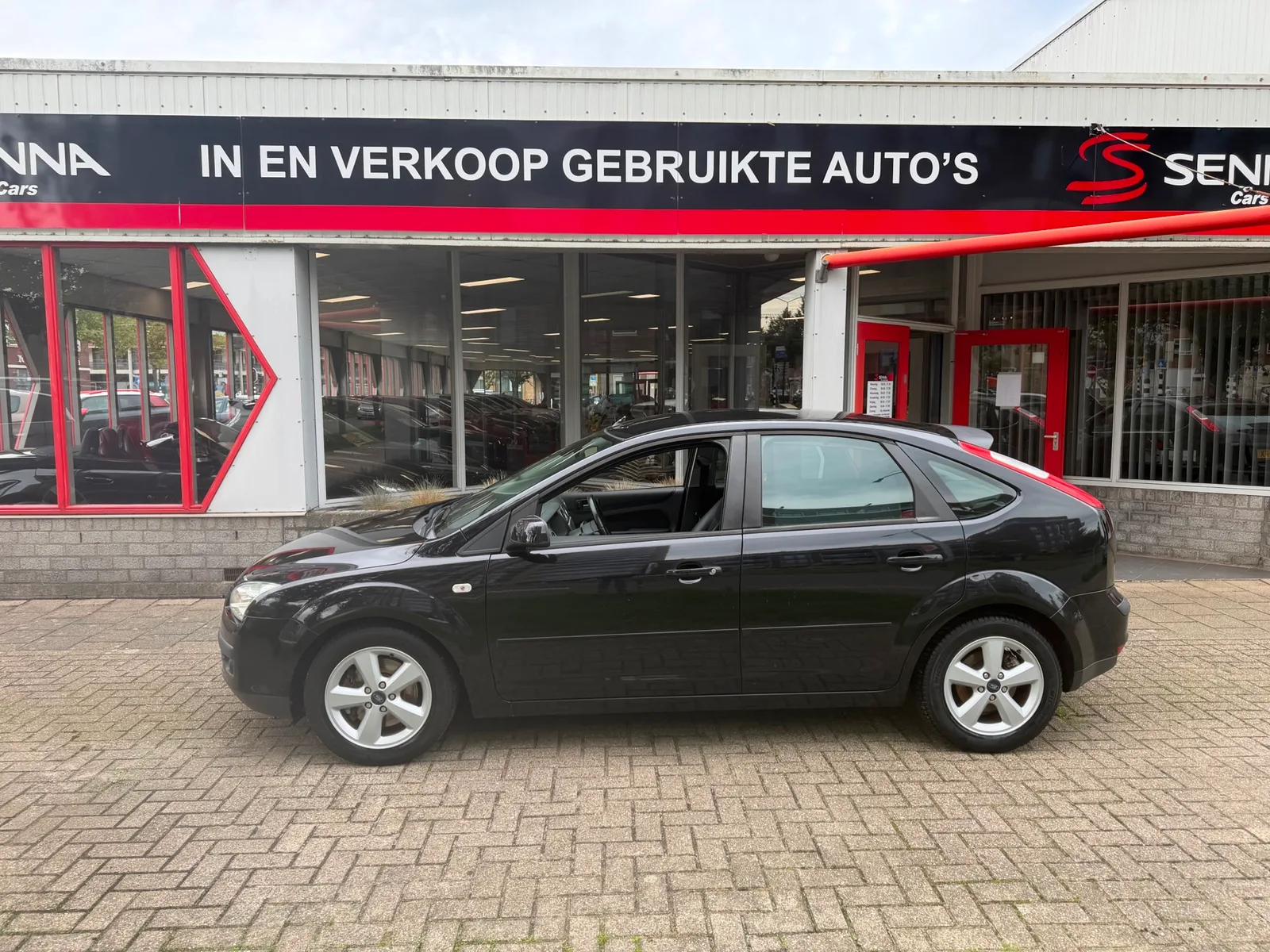 Ford Focus (2005) — foto 1
