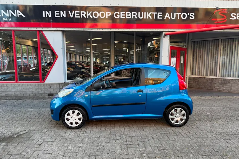 Peugeot 107 (2010)