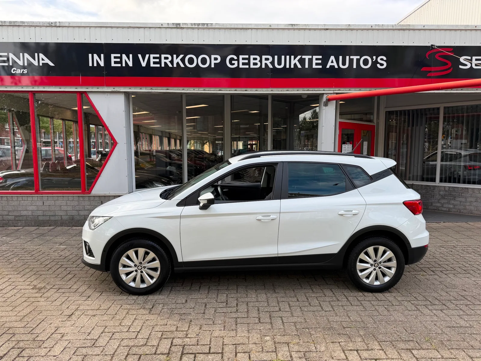 SEAT Arona (2019) — foto 1