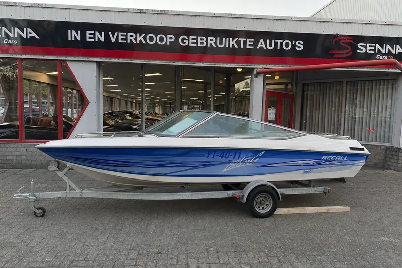 Speedboot Regal Medaillon (1988)