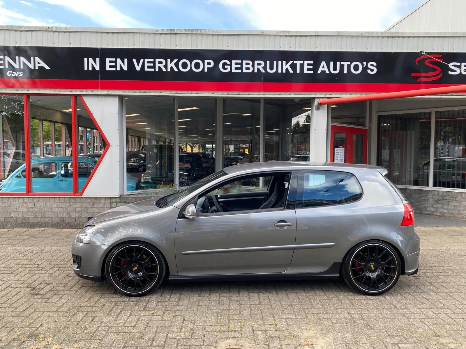 Volkswagen Golf (2005) — foto 1