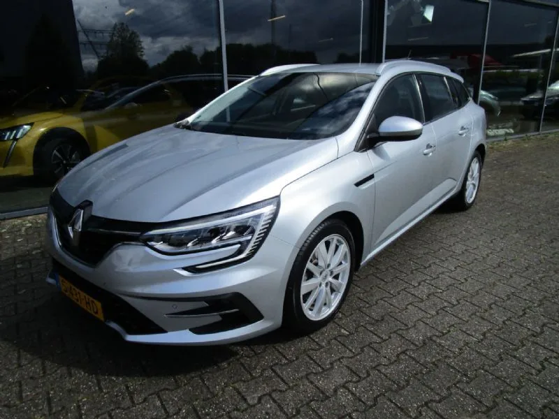 Renault Mégane (2022) — foto 1