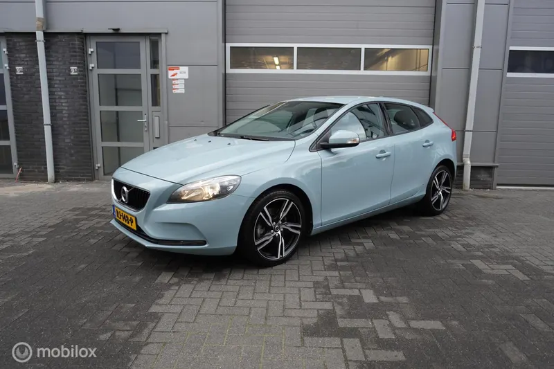Volvo V40 (2017)