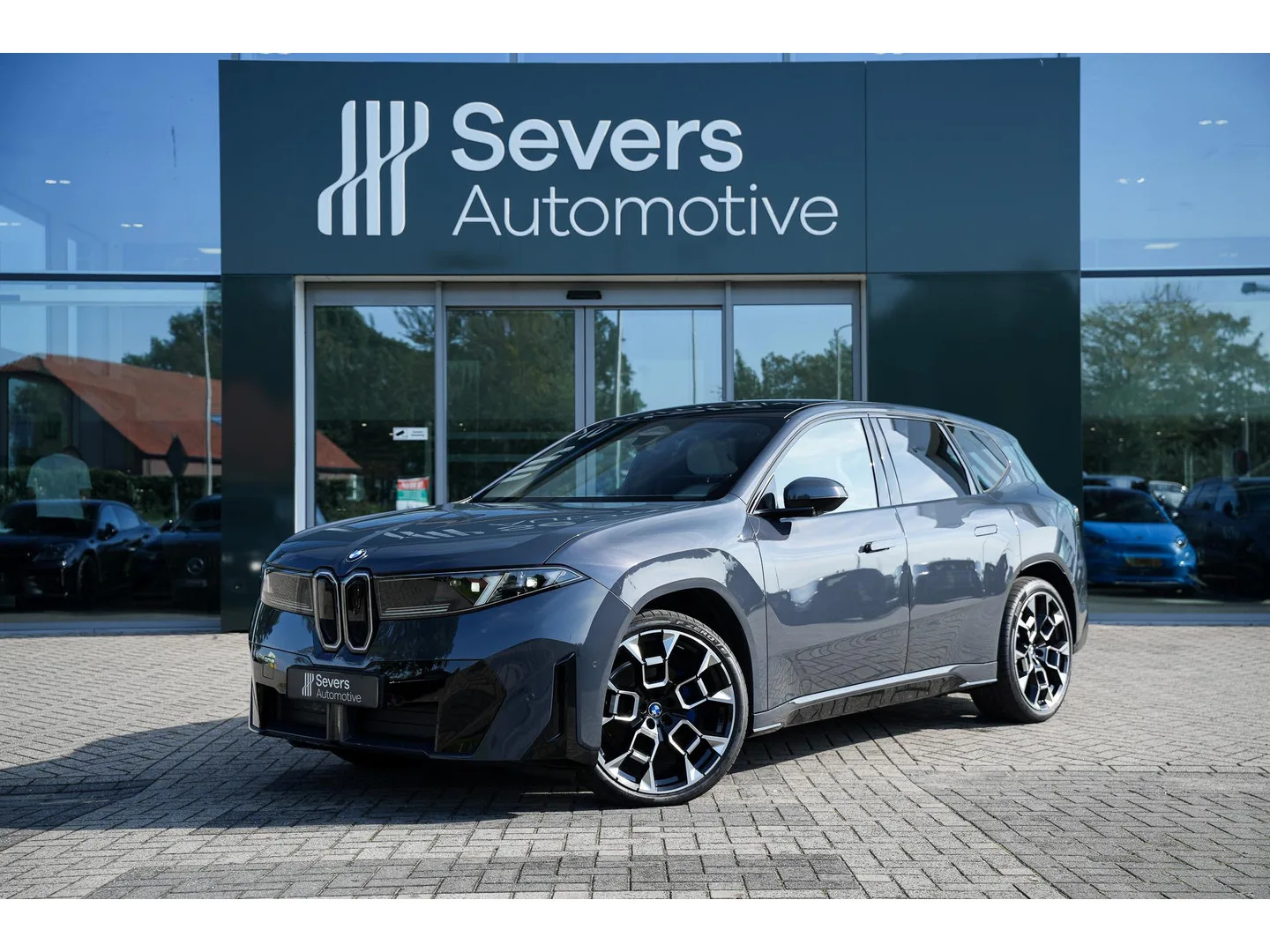BMW iX3 (2026) — foto 1