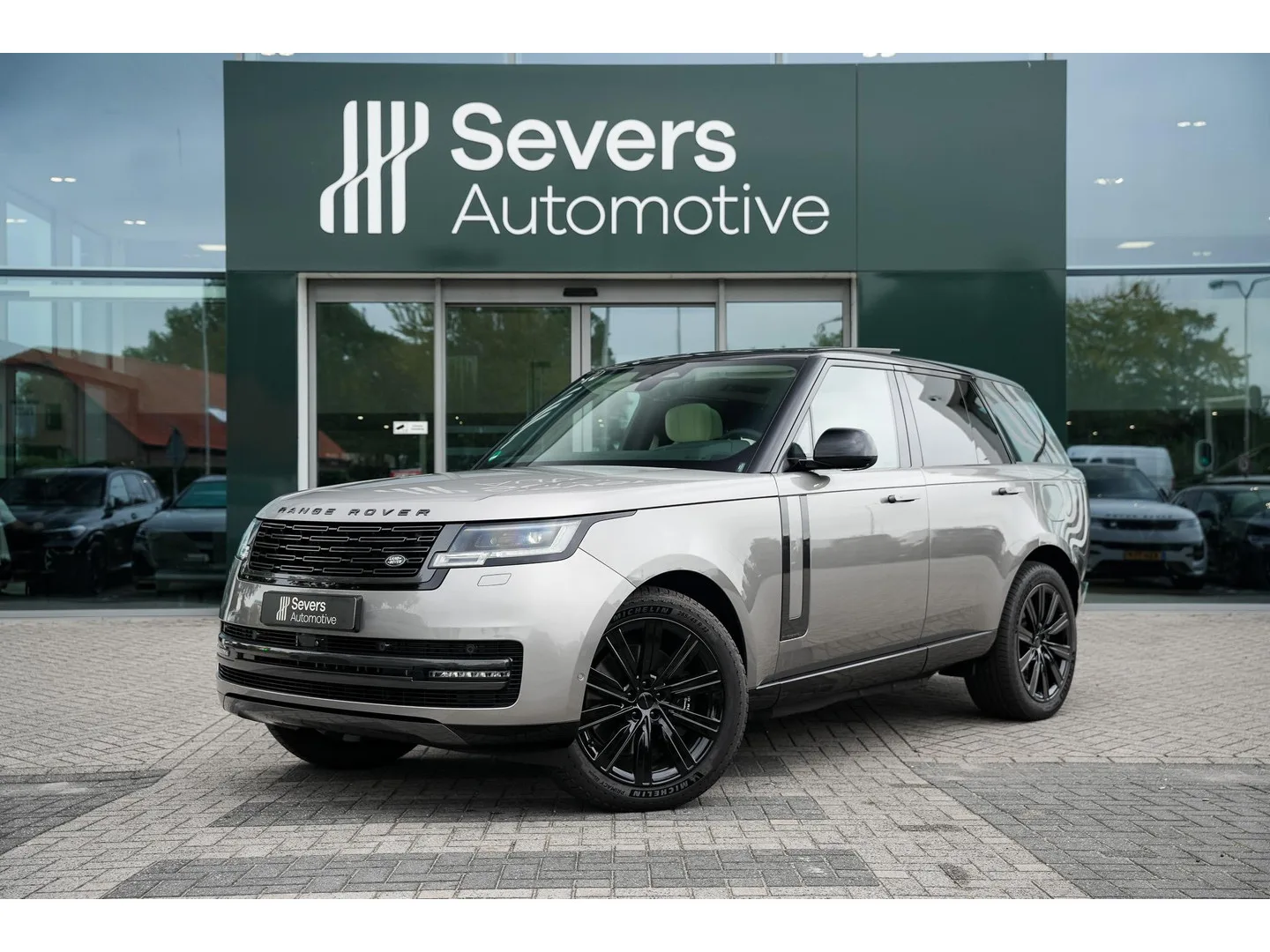 Land Rover Range Rover (2026) — foto 1