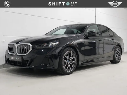 BMW i5 (2023) — foto 1