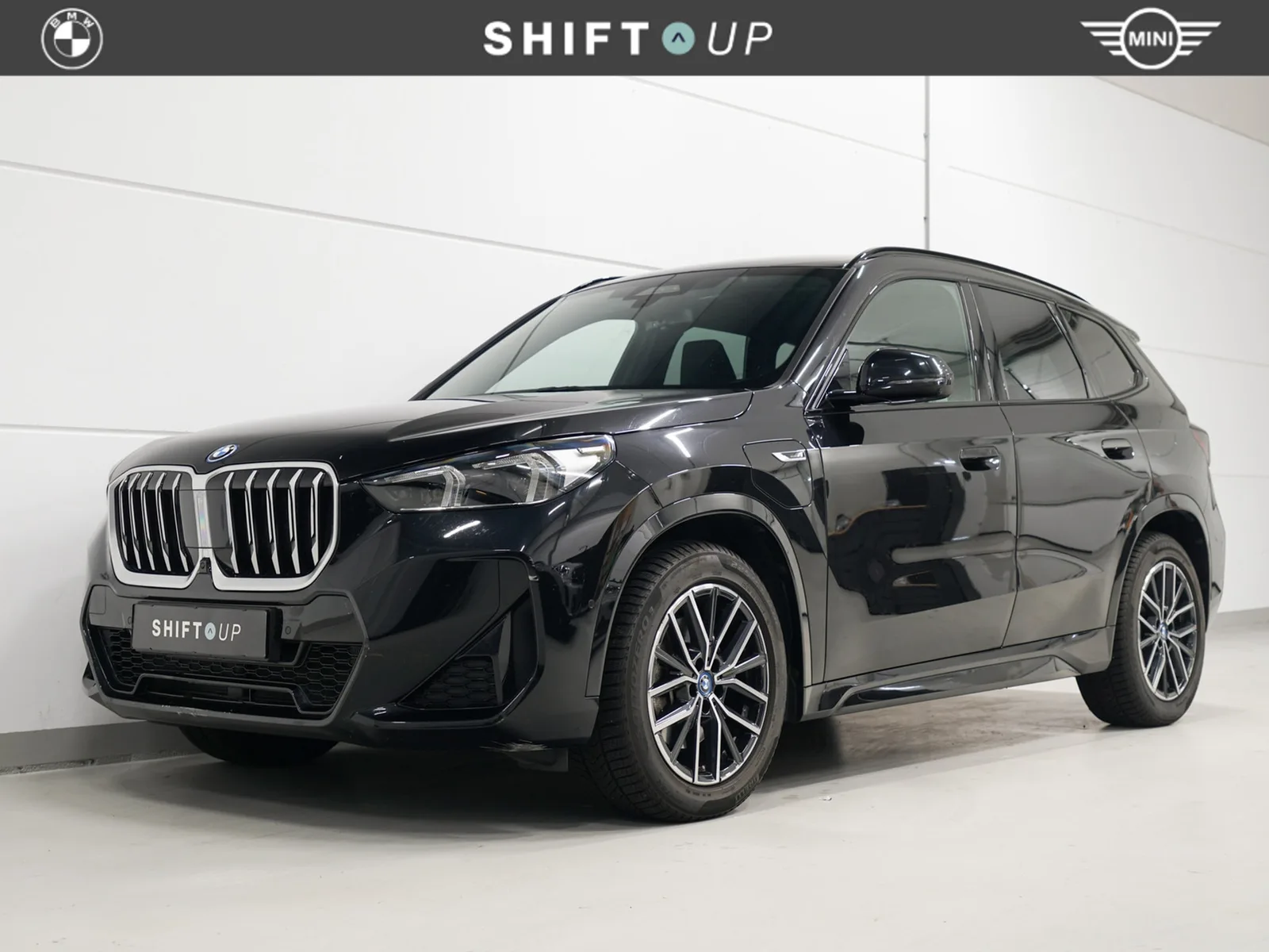 BMW X1 (2023) — foto 1