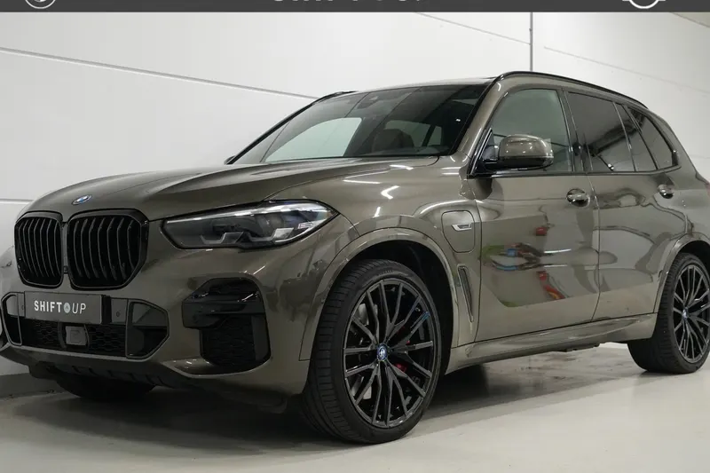 BMW X5 (2022)
