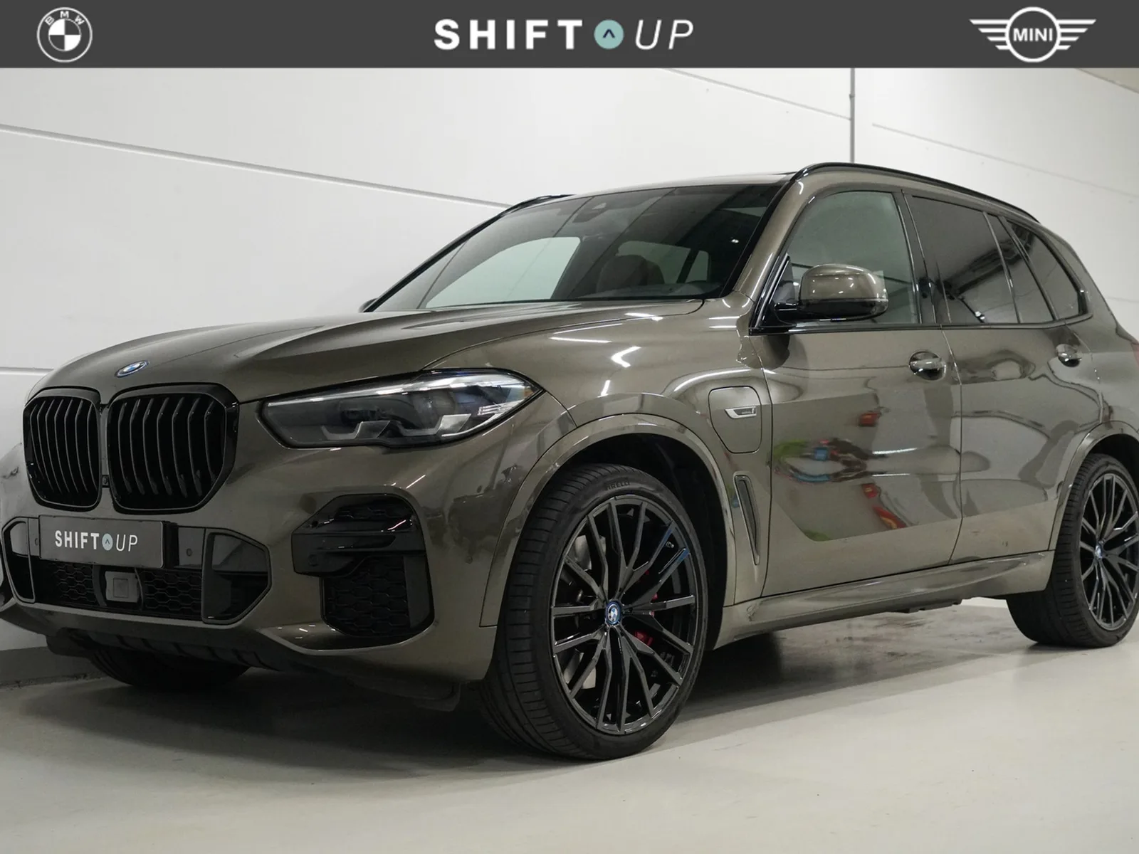 BMW X5 (2022) — foto 1