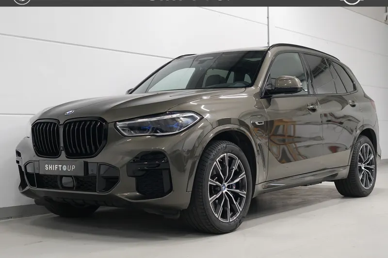 BMW X5 (2022)