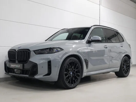 BMW X5 (2023) — foto 1