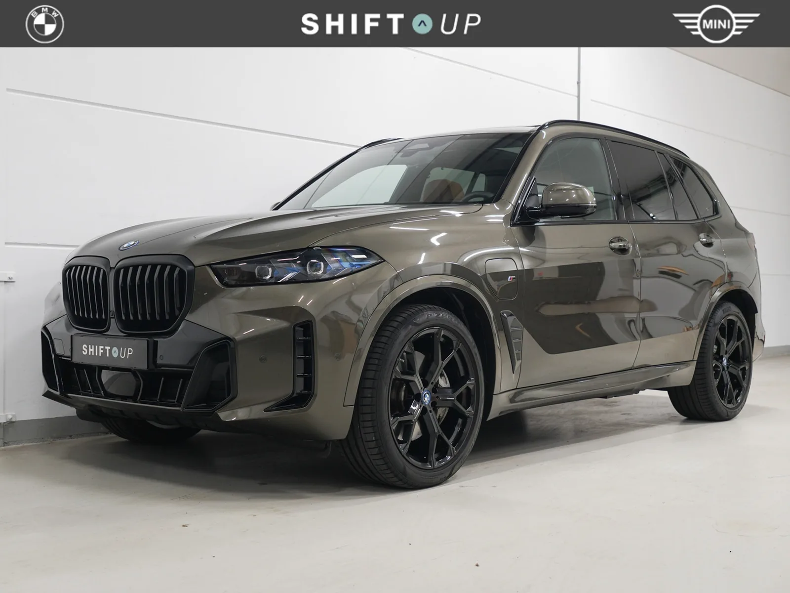BMW X5 (2025) — foto 1