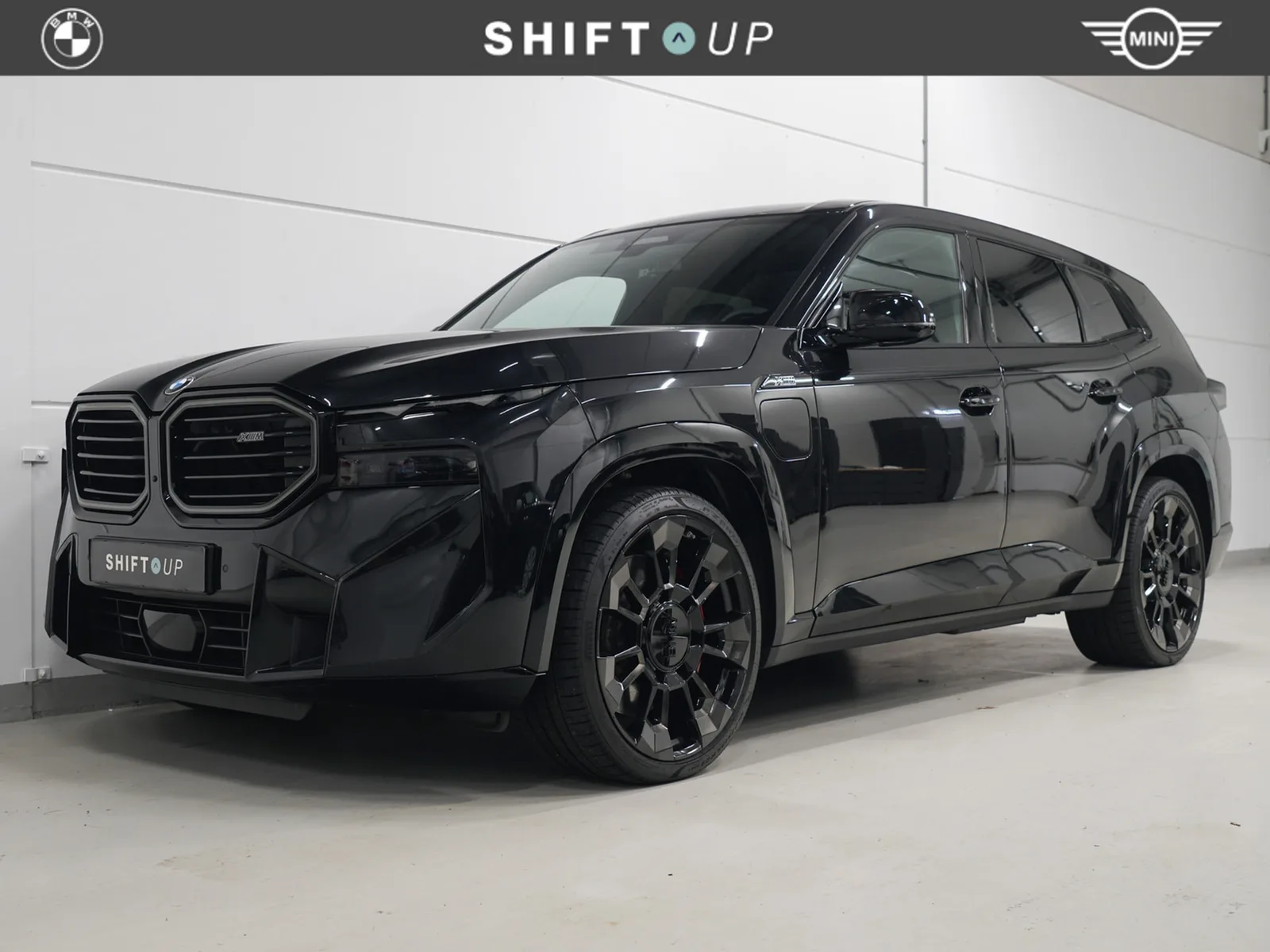 BMW XM (2024) — foto 1