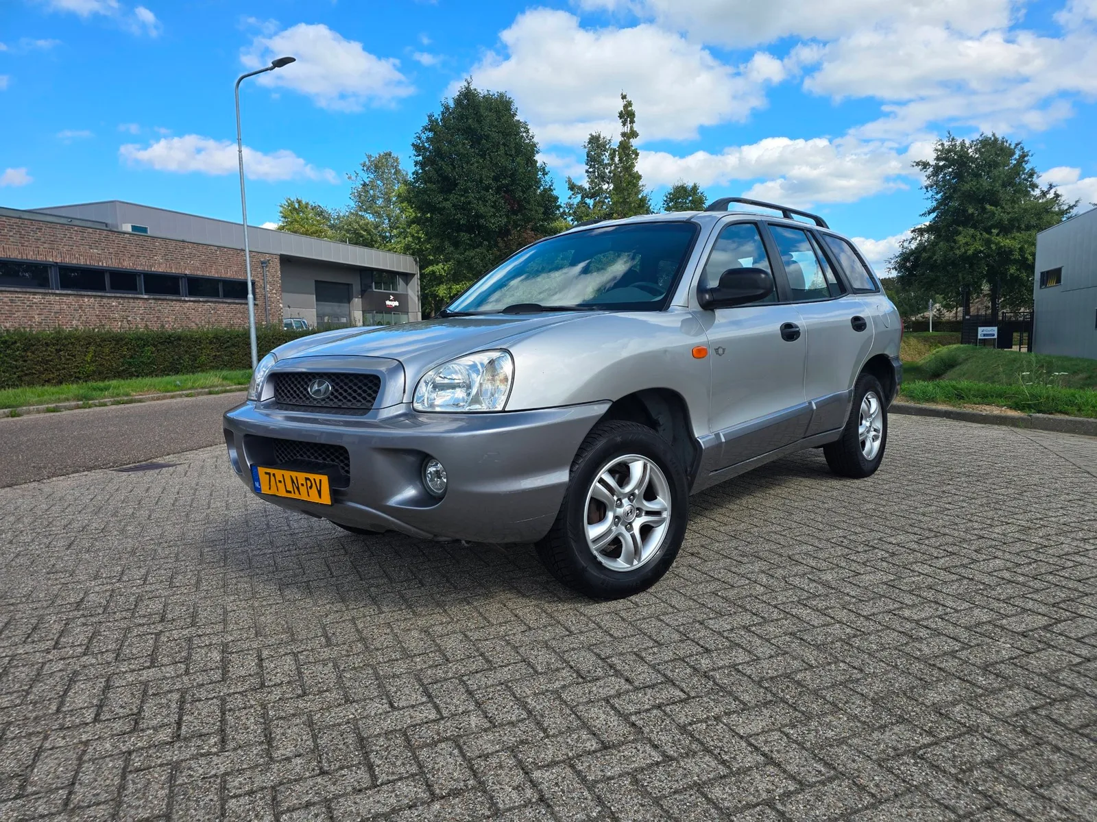 Hyundai Santa Fe (2003) — foto 1