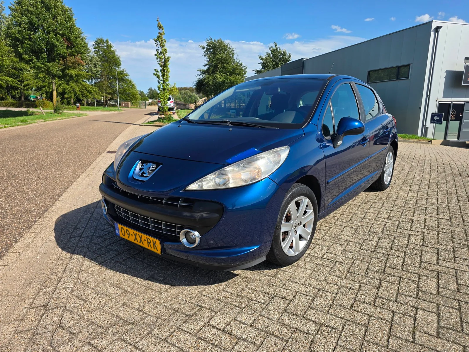 Peugeot 207 (2007) — foto 1