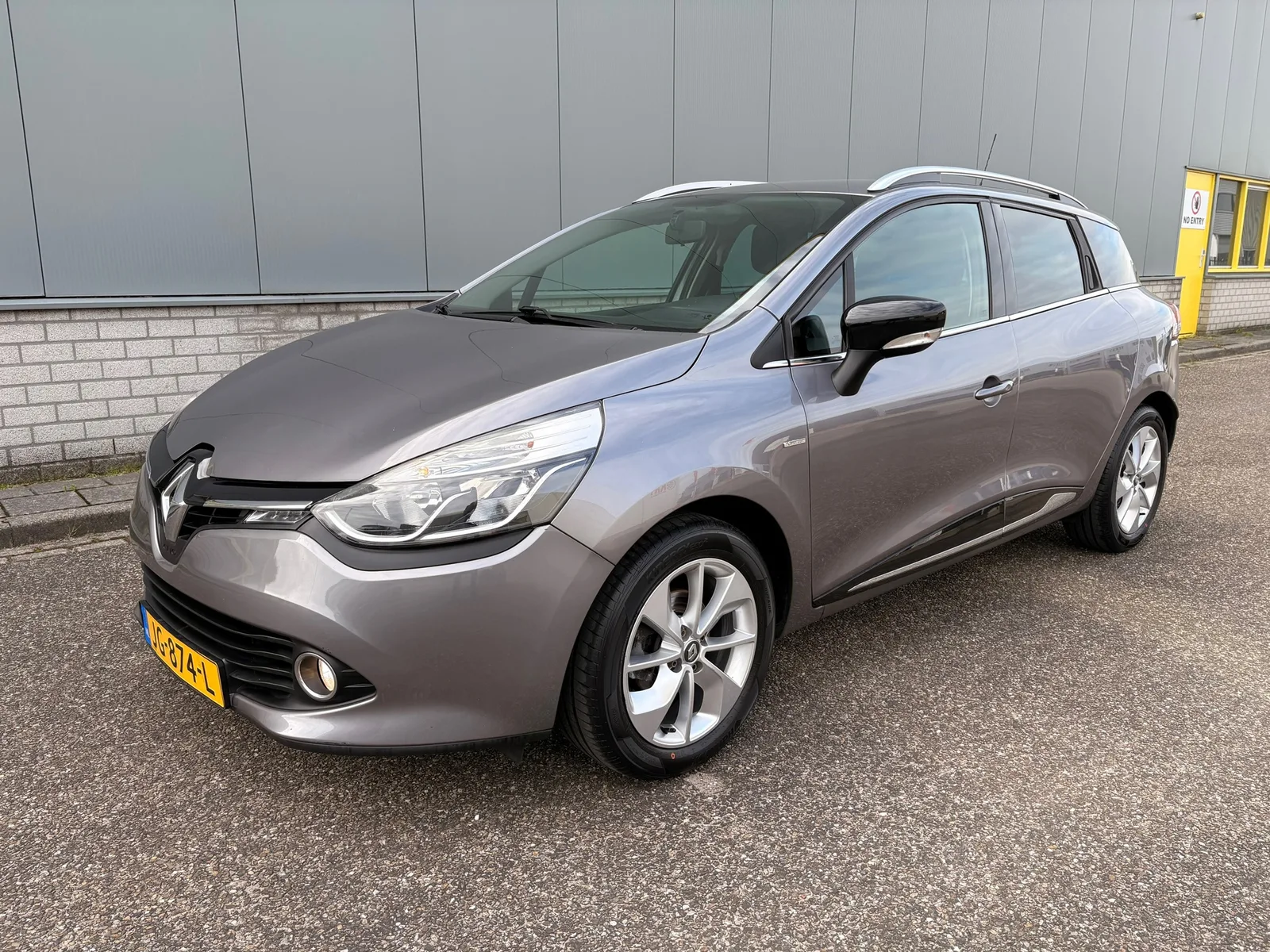 Renault Clio (2016) — foto 1