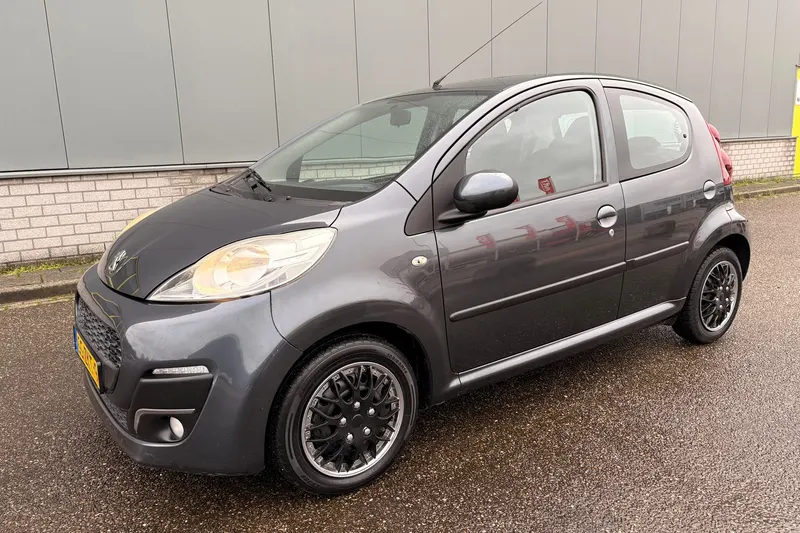 Peugeot 107 (2013)