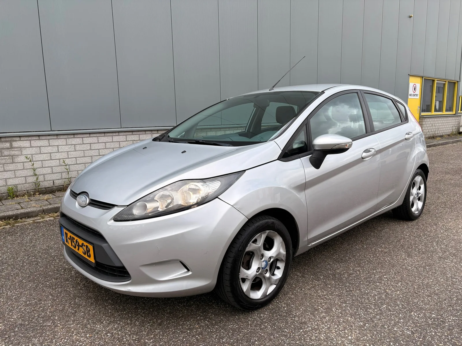 Ford Fiesta (2010) — foto 1