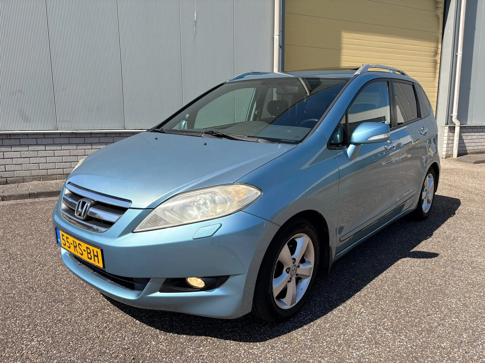 Honda FR-V (2005) — foto 1