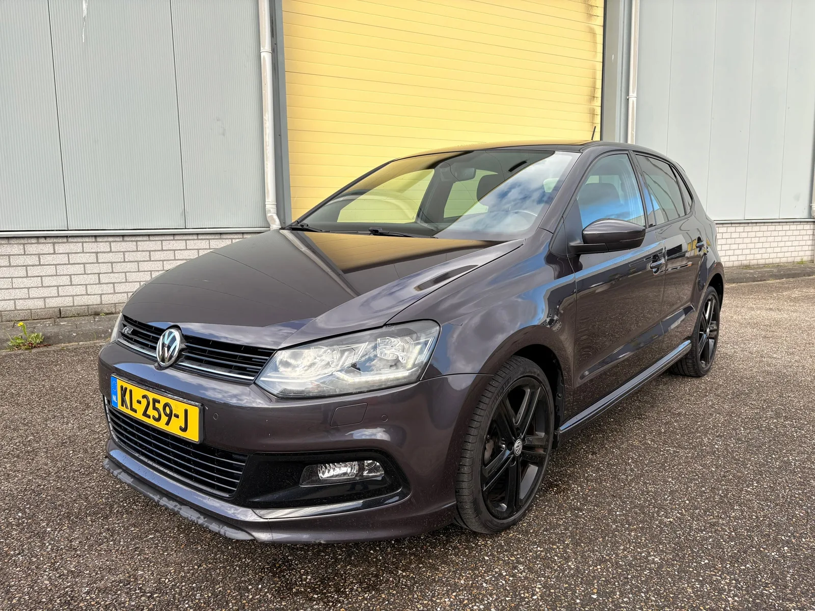 Volkswagen Polo (2016) — foto 1