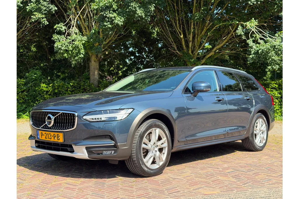 Volvo V90 (2020) — foto 1