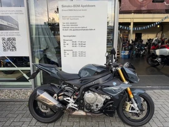 BMW S 1000 R (2018) — foto 1