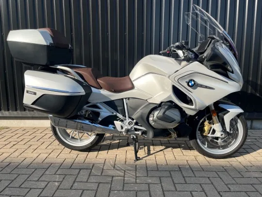 BMW R 1250 RT (2021) — foto 1