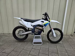 Husqvarna FC 250 (2025) — foto 1