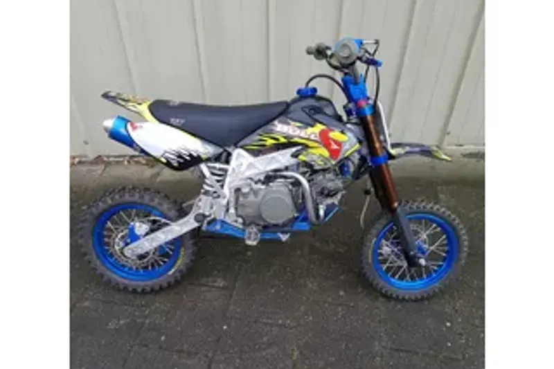 RAV Pit Bike (2009)