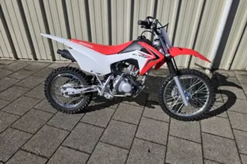 Honda CRF125F (2017)