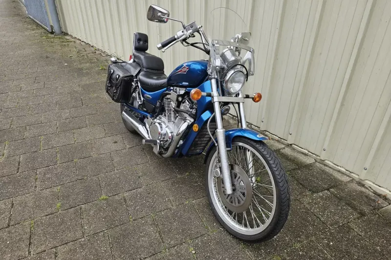 Foto van Suzuki VS 600 Intruder
