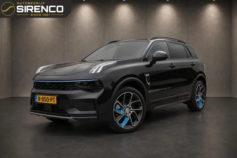 Lynk & Co 01 (2022)