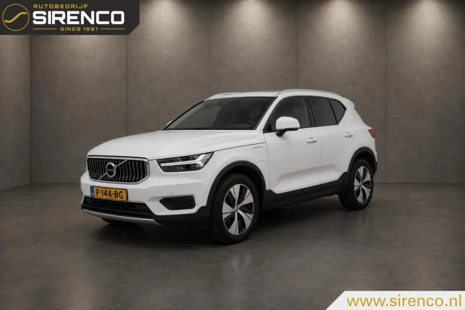 Volvo XC40 (2022) — foto 1
