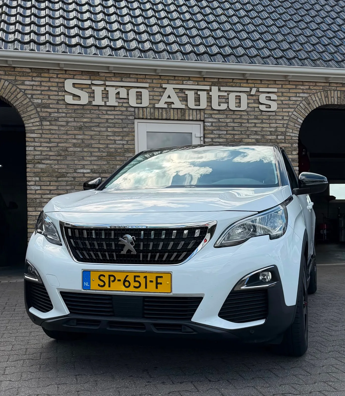 Peugeot 3008 (2018) — foto 1