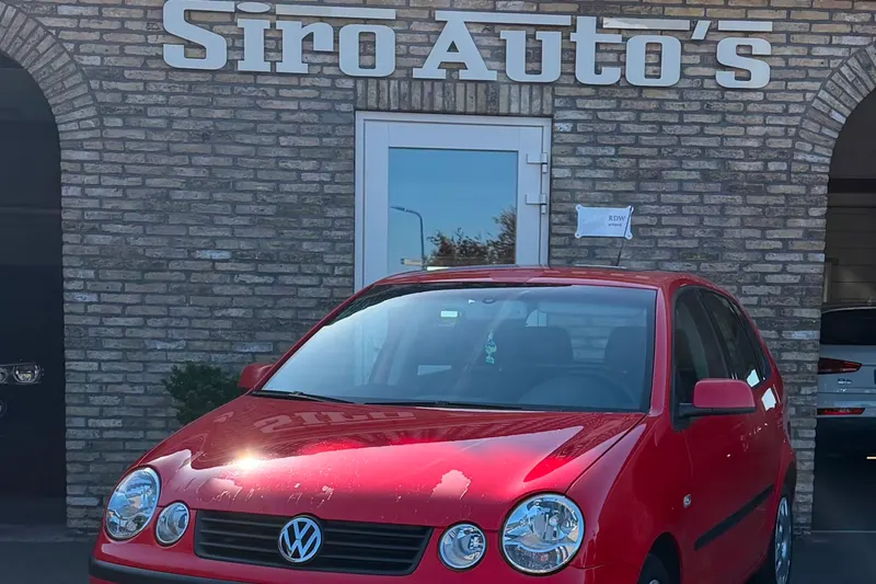 Volkswagen Polo (2002)