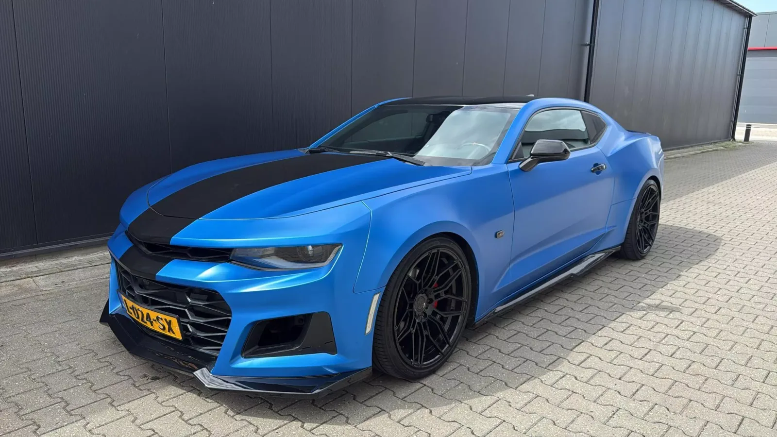Chevrolet Camaro (2016) — foto 1