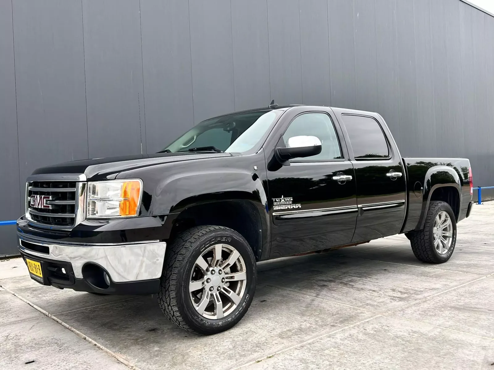 GMC Sierra (2013) — foto 1