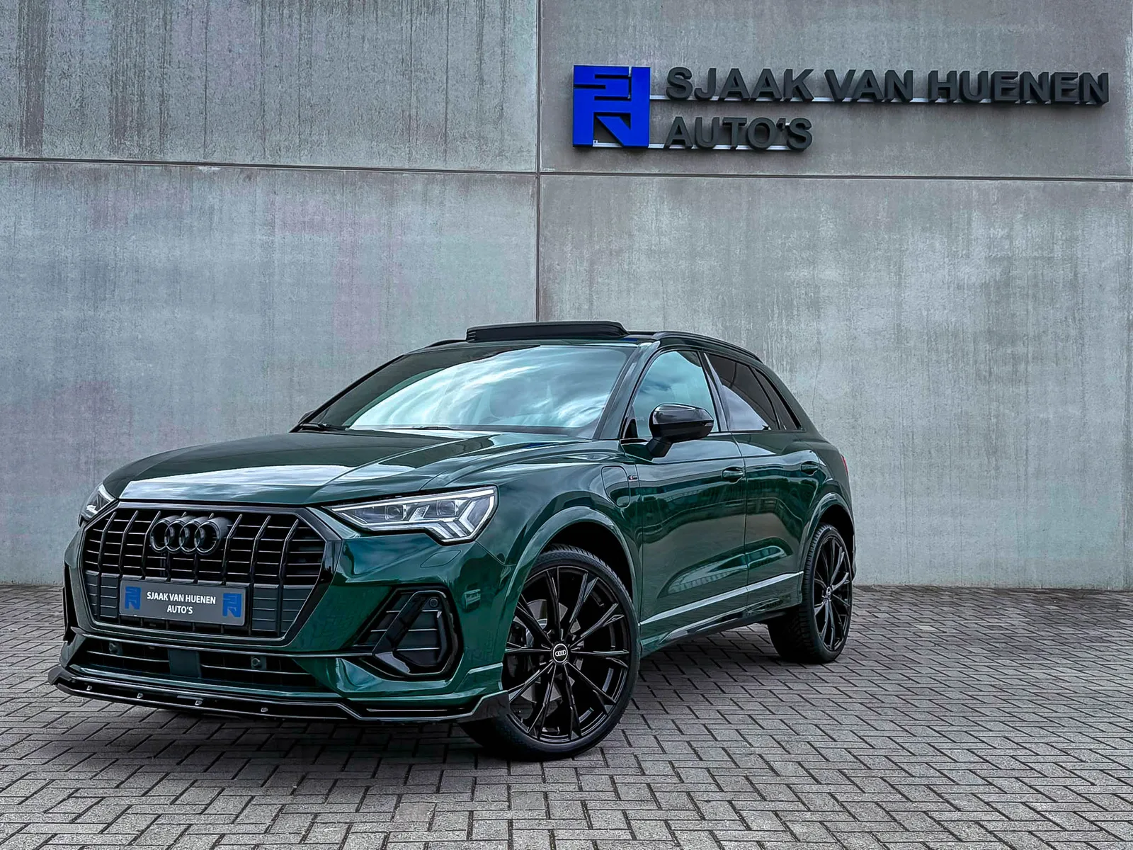Audi Q3 (2022) — foto 1