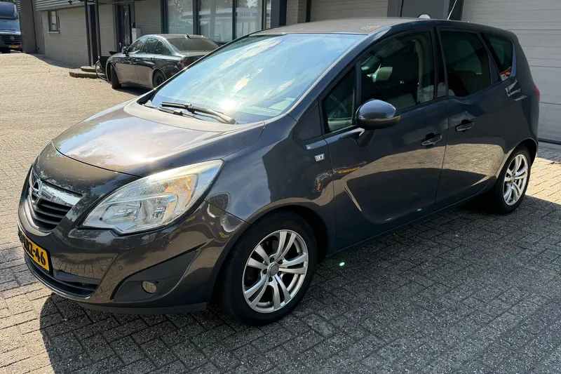 Opel Meriva (2013)