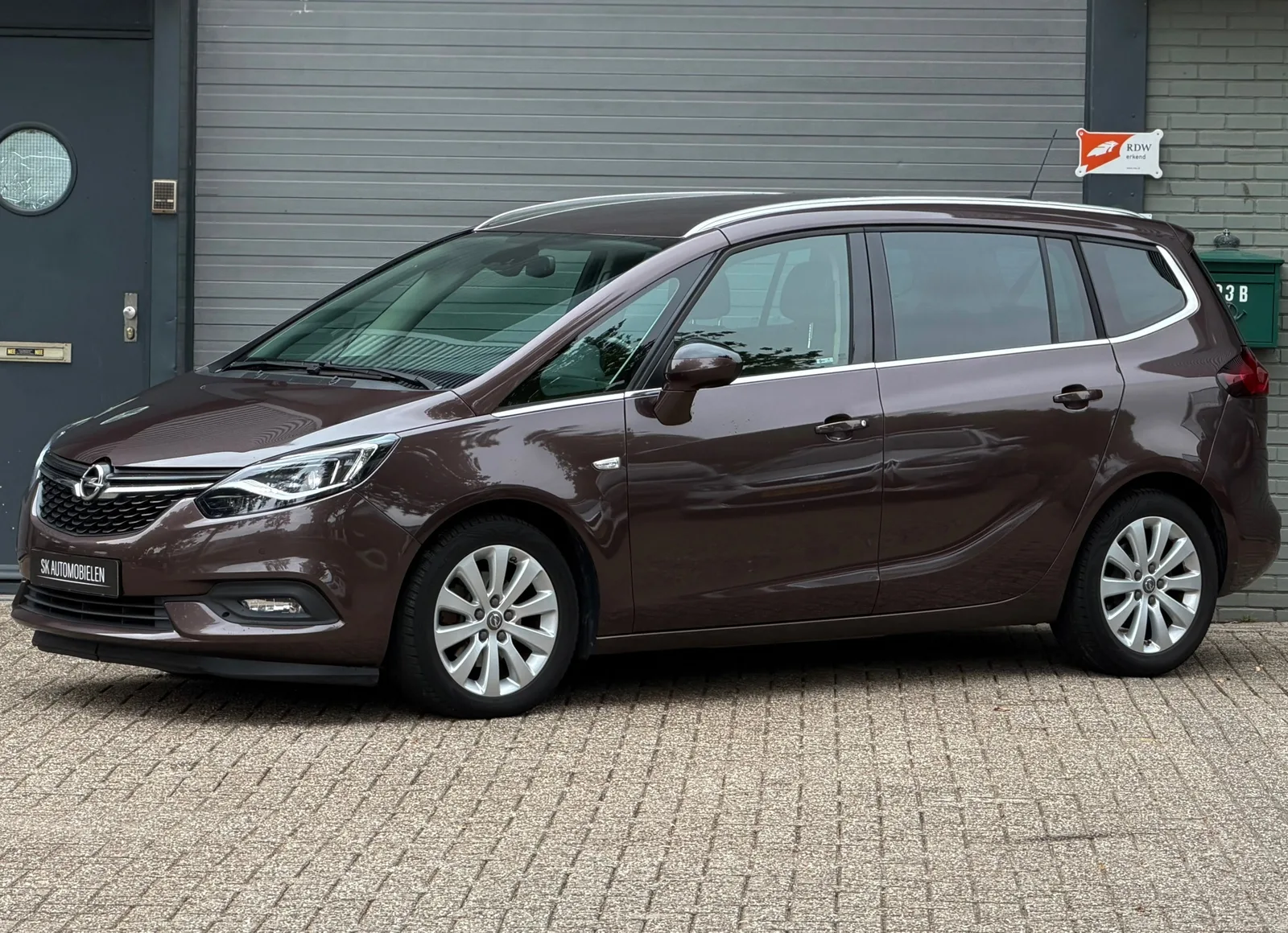 Opel Zafira (2018) — foto 1