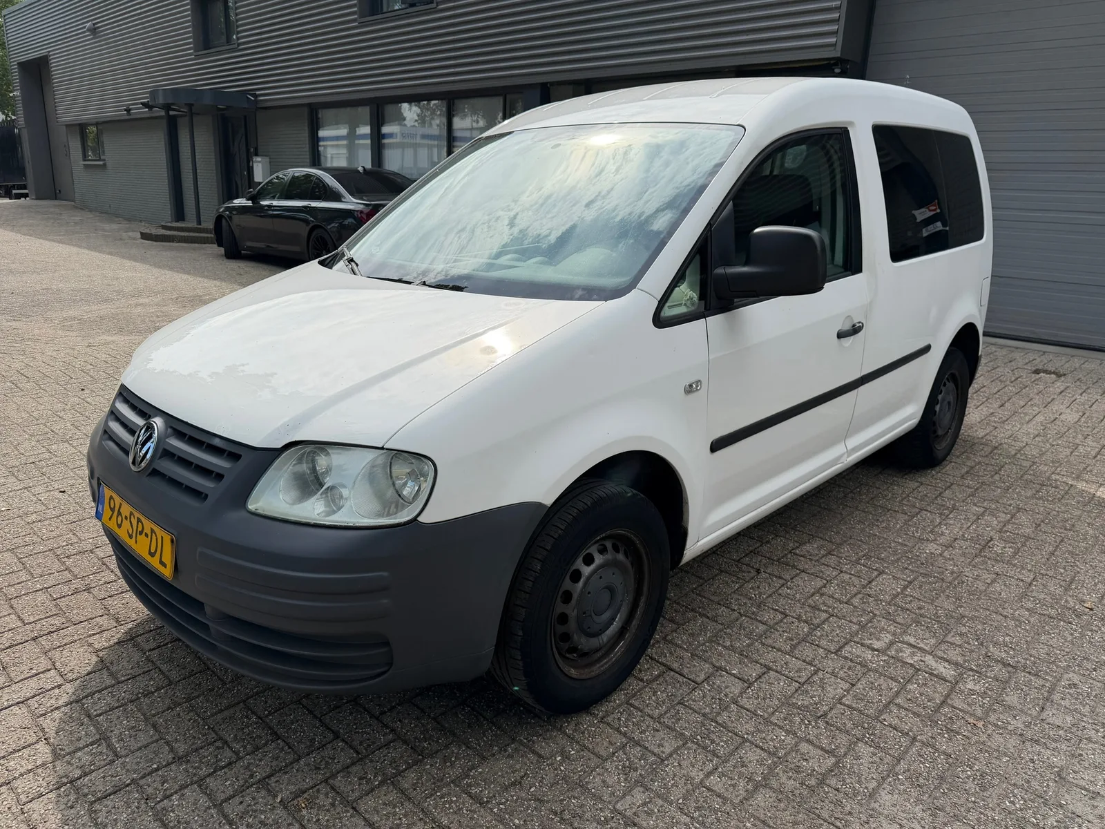 Volkswagen Caddy (2006) — foto 1